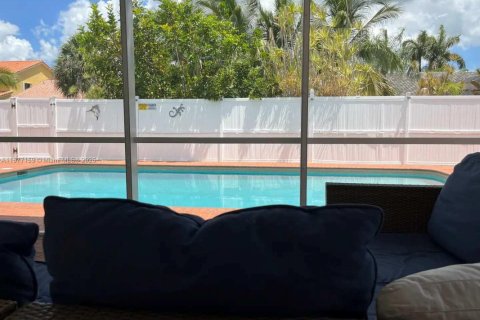 Casa en venta en Dania Beach, Florida, 3 dormitorios, 193.52 m2 № 1402537 - foto 7