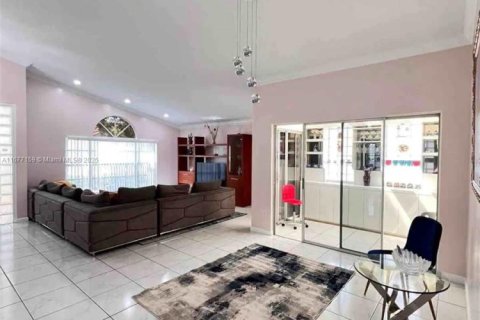 Casa en venta en Dania Beach, Florida, 3 dormitorios, 193.52 m2 № 1402537 - foto 10