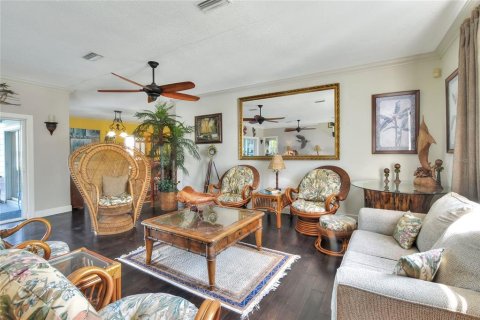 Casa en venta en Lake Alfred, Florida, 6 dormitorios, 603.86 m2 № 1578749 - foto 15