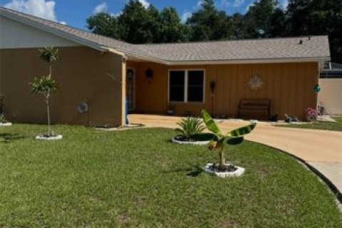 Casa en venta en Ocala, Florida, 2 dormitorios, 135.27 m2 № 1900447 - foto 1