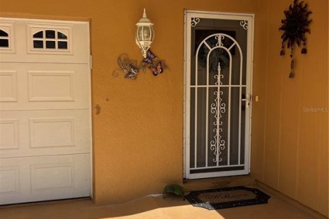 Casa en venta en Ocala, Florida, 2 dormitorios, 135.27 m2 № 1900447 - foto 2
