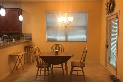 Townhouse in Hudson, Florida 3 bedrooms, 166.02 sq.m. № 1918251 - photo 4