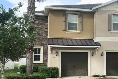 Townhouse in Hudson, Florida 3 bedrooms, 166.02 sq.m. № 1918251 - photo 1