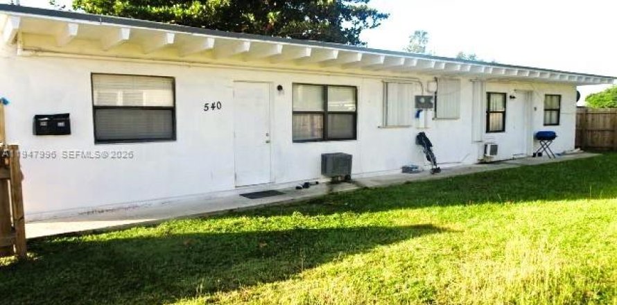 Дом в Хомстед, Флорида 1 спальня, 41.81м2 № 2004309