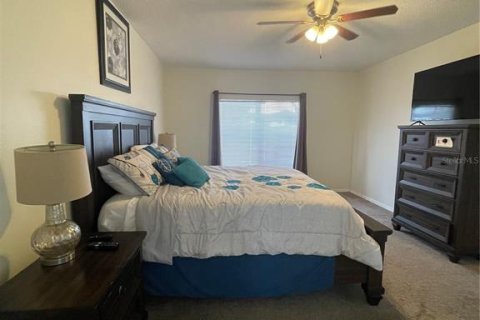 House in Davenport, Florida 5 bedrooms, 206.99 sq.m. № 2098039 - photo 27