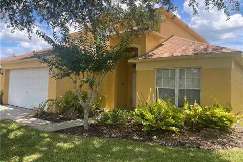 House in Davenport, Florida 5 bedrooms, 206.99 sq.m. № 2098039 - photo 5