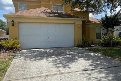 House in Davenport, Florida 5 bedrooms, 206.99 sq.m. № 2098039 - photo 4