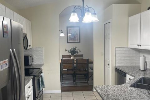 House in Davenport, Florida 5 bedrooms, 206.99 sq.m. № 2098039 - photo 17