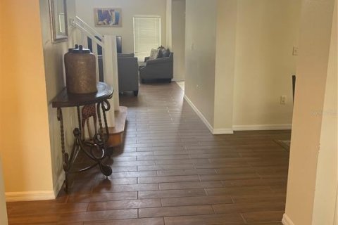 House in Davenport, Florida 5 bedrooms, 206.99 sq.m. № 2098039 - photo 6