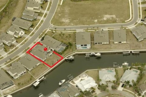 Villa ou maison à vendre à Apollo Beach, Floride: 5 chambres, 367.52 m2 № 2430722 - photo 2