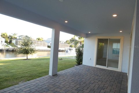 Villa ou maison à vendre à Apollo Beach, Floride: 5 chambres, 367.52 m2 № 2430722 - photo 17