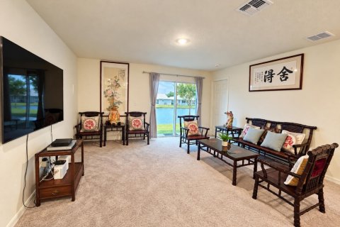 Villa ou maison à vendre à Okeechobee, Floride: 3 chambres, 116.59 m2 № 2423507 - photo 2