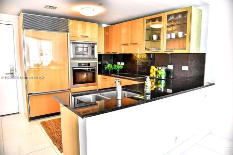 Condominio en venta en Miami Beach, Florida, 1 dormitorio, 61.5 m2 № 1694563 - foto 6