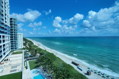 Condominio en venta en Miami Beach, Florida, 1 dormitorio, 61.5 m2 № 1694563 - foto 1