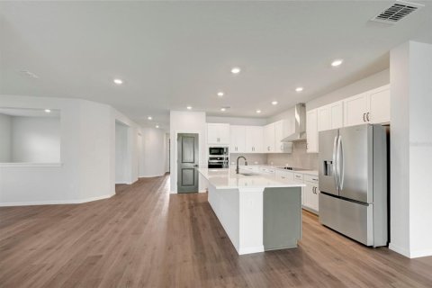 Villa ou maison à vendre à Bradenton, Floride: 3 chambres, 197.23 m2 № 2203133 - photo 5
