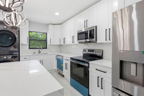 Touwnhouse à Boca Raton, Floride 2 chambres, 106.84 m2 № 2372280