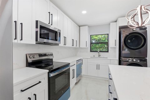 Touwnhouse à louer à Boca Raton, Floride: 2 chambres, 106.84 m2 № 2372280 - photo 12