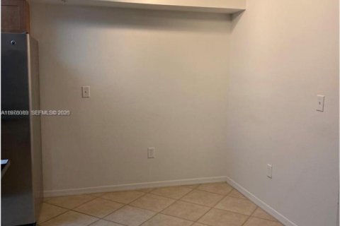 Condo in West Palm Beach, Florida, 1 bedroom  № 2042021 - photo 9