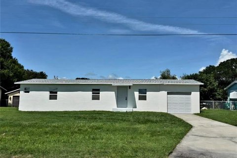 Villa ou maison à Okeechobee, Floride 3 chambres, 96.06 m2 № 2258512