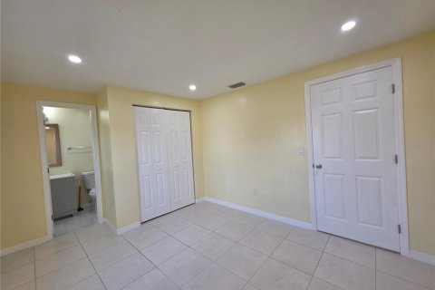 Villa ou maison à louer à Okeechobee, Floride: 3 chambres, 96.06 m2 № 2258512 - photo 20