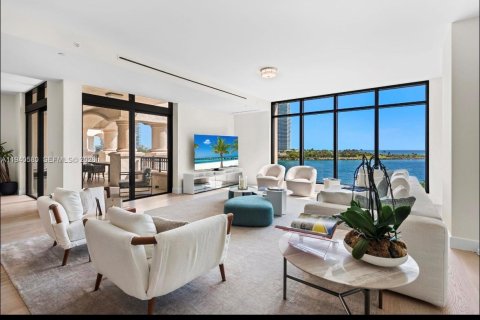 Copropriété à vendre à Miami Beach, Floride: 3 chambres, 332.68 m2 № 2152704 - photo 8