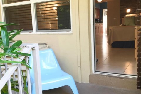 Condo in Miami Beach, Florida № 1958388 - photo 1