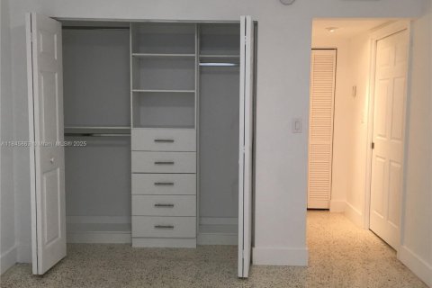 Copropriété à louer à Miami, Floride: 1 chambre, 56.58 m2 № 1888297 - photo 3