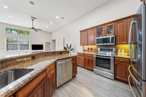 Casa en venta en Weston, Florida, 5 dormitorios, 281.22 m2 № 1893391 - foto 7