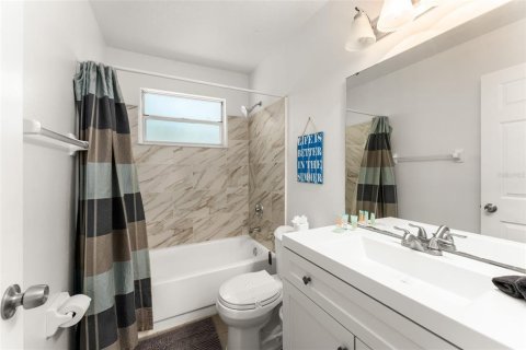 Купить кондоминиум в Киссимми, Флорида 4 комнаты, 120.87м2, № 2100335 - фото 23