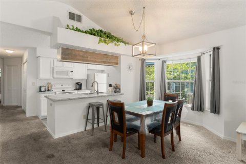 Купить кондоминиум в Киссимми, Флорида 4 комнаты, 120.87м2, № 2100335 - фото 9