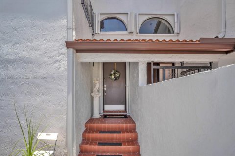 Купить кондоминиум в Майами, Флорида 3 спальни, 170.94м2, № 1980124 - фото 3