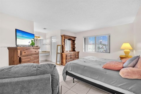 Купить кондоминиум в Майами, Флорида 3 спальни, 170.94м2, № 1980124 - фото 22