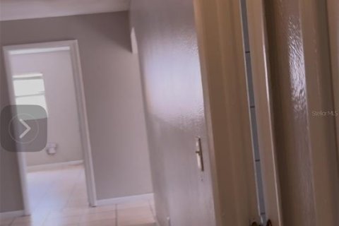 Villa ou maison à louer à Seffner, Floride: 3 chambres, 111.48 m2 № 2386774 - photo 13