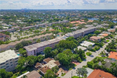Condo in Pompano Beach, Florida, 1 bedroom  № 2087370 - photo 2
