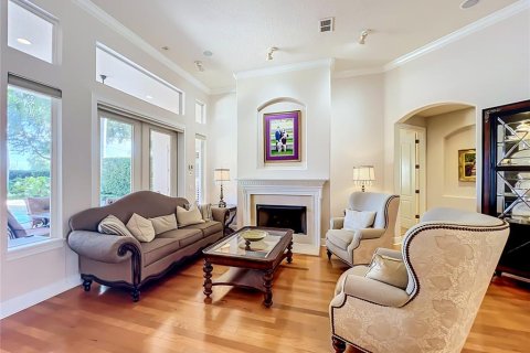 Villa ou maison à vendre à Longwood, Floride: 4 chambres, 315.31 m2 № 2400106 - photo 18