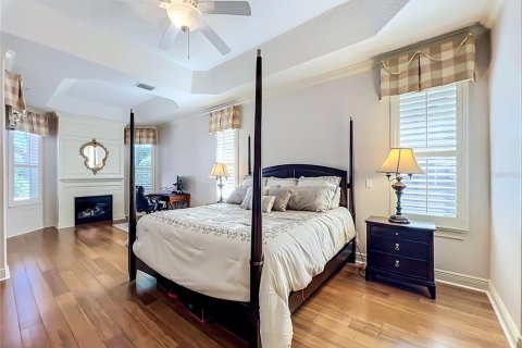 Villa ou maison à vendre à Longwood, Floride: 4 chambres, 315.31 m2 № 2400106 - photo 4