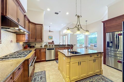 Villa ou maison à vendre à Longwood, Floride: 4 chambres, 315.31 m2 № 2400106 - photo 21
