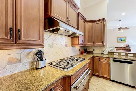 Villa ou maison à vendre à Longwood, Floride: 4 chambres, 315.31 m2 № 2400106 - photo 22
