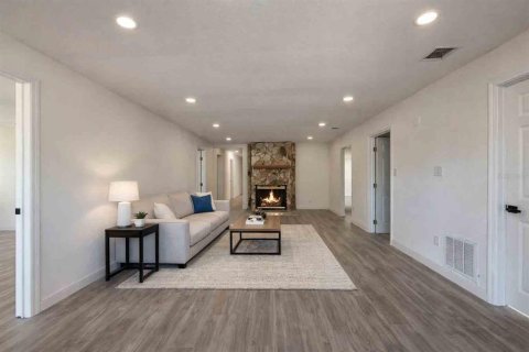 House in Crystal River, Florida 5 bedrooms, 222.97 sq.m. № 2115811 - photo 7