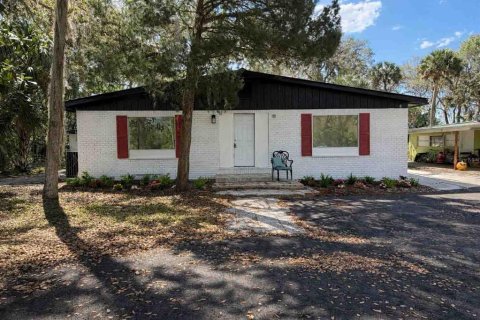 House in Crystal River, Florida 5 bedrooms, 222.97 sq.m. № 2115811 - photo 3