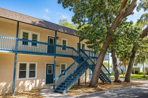 Condo in Crystal River, Florida, 2 bedrooms № 2350425