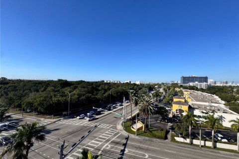 Condominio en alquiler en North Miami, Florida, 1 dormitorio, 68.75 m2 № 1926410 - foto 20