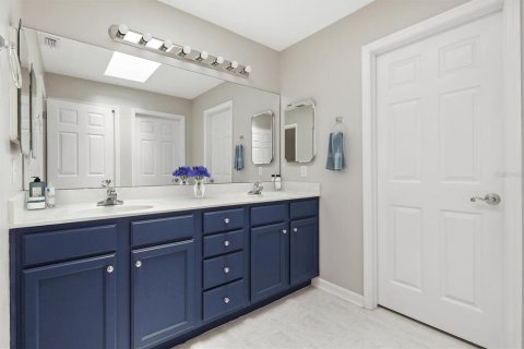 House in Gainesville, Florida 3 bedrooms, 175.59 sq.m. № 1829313 - photo 10