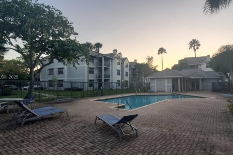 Copropriété à louer à Coral Springs, Floride: 2 chambres, 103.49 m2 № 1965808 - photo 23