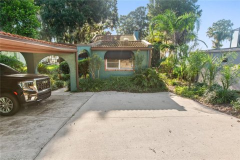 Villa ou maison à vendre à Winter Haven, Floride: 2 chambres, 257.15 m2 № 2298133 - photo 3