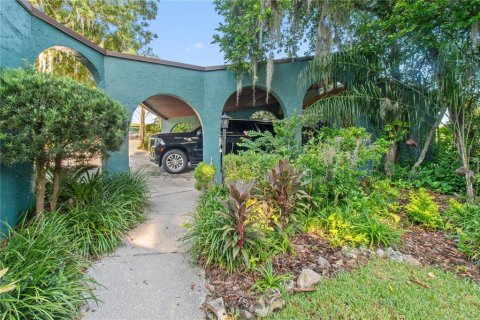 Villa ou maison à vendre à Winter Haven, Floride: 2 chambres, 257.15 m2 № 2298133 - photo 6