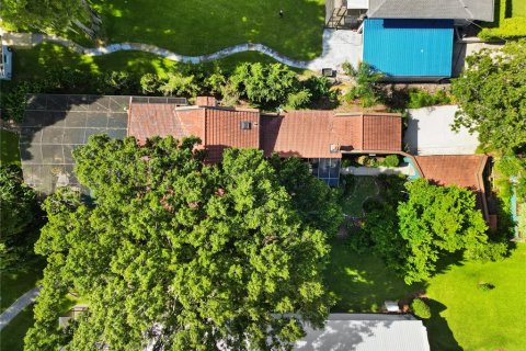 Villa ou maison à vendre à Winter Haven, Floride: 2 chambres, 257.15 m2 № 2298133 - photo 9