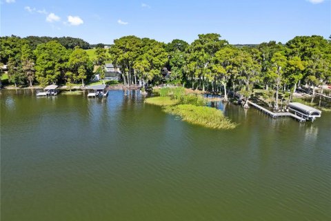 Villa ou maison à vendre à Winter Haven, Floride: 2 chambres, 257.15 m2 № 2298133 - photo 19