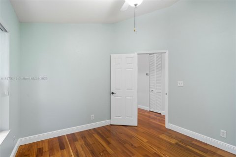Casa en venta en Fort Lauderdale, Florida, 3 dormitorios, 117.06 m2 № 1921768 - foto 25
