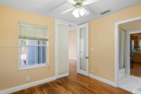 Casa en venta en Fort Lauderdale, Florida, 3 dormitorios, 117.06 m2 № 1921768 - foto 24